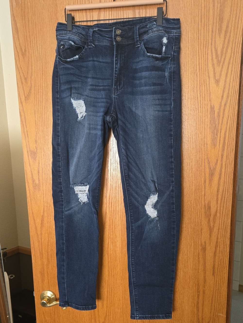 Kancan Distressed Skinny Jeans in Blue Waist 30